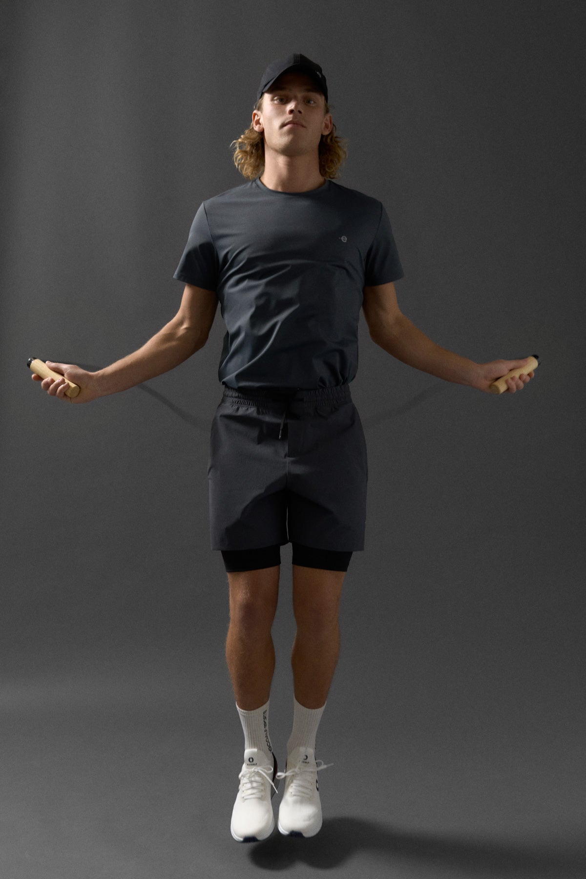 ATHENS PERFORMANCE SHORTS GREY