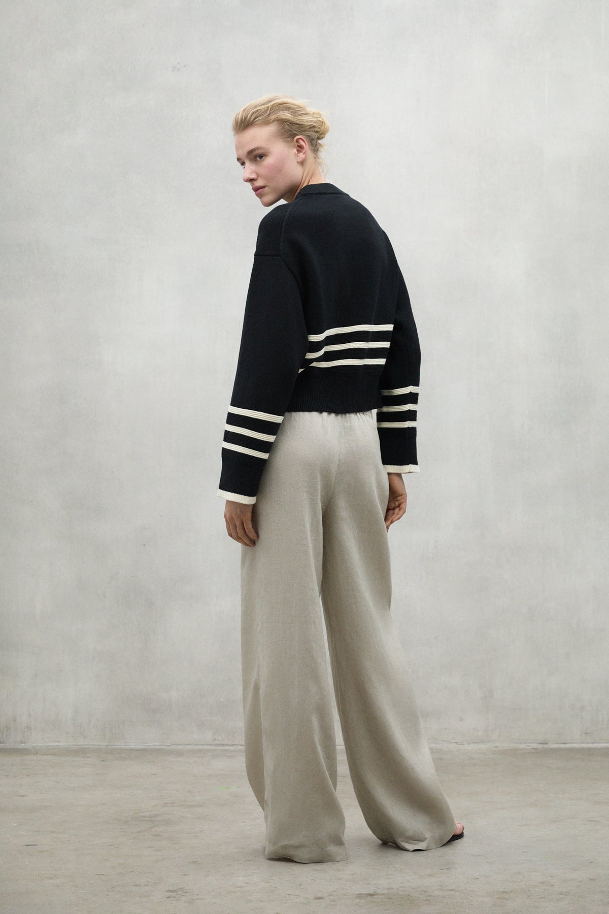 JERSEY LANYU NEGRO