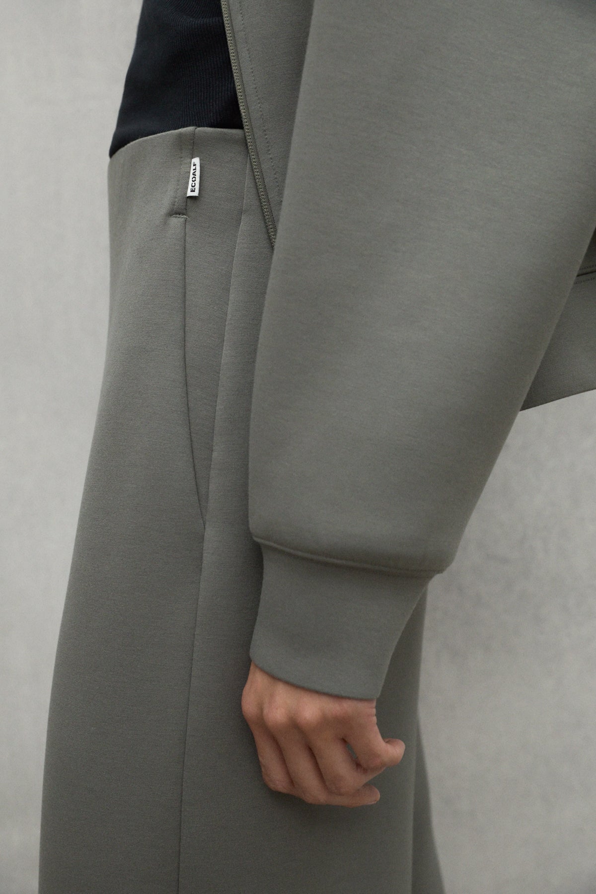 HOSE ARDA KHAKI