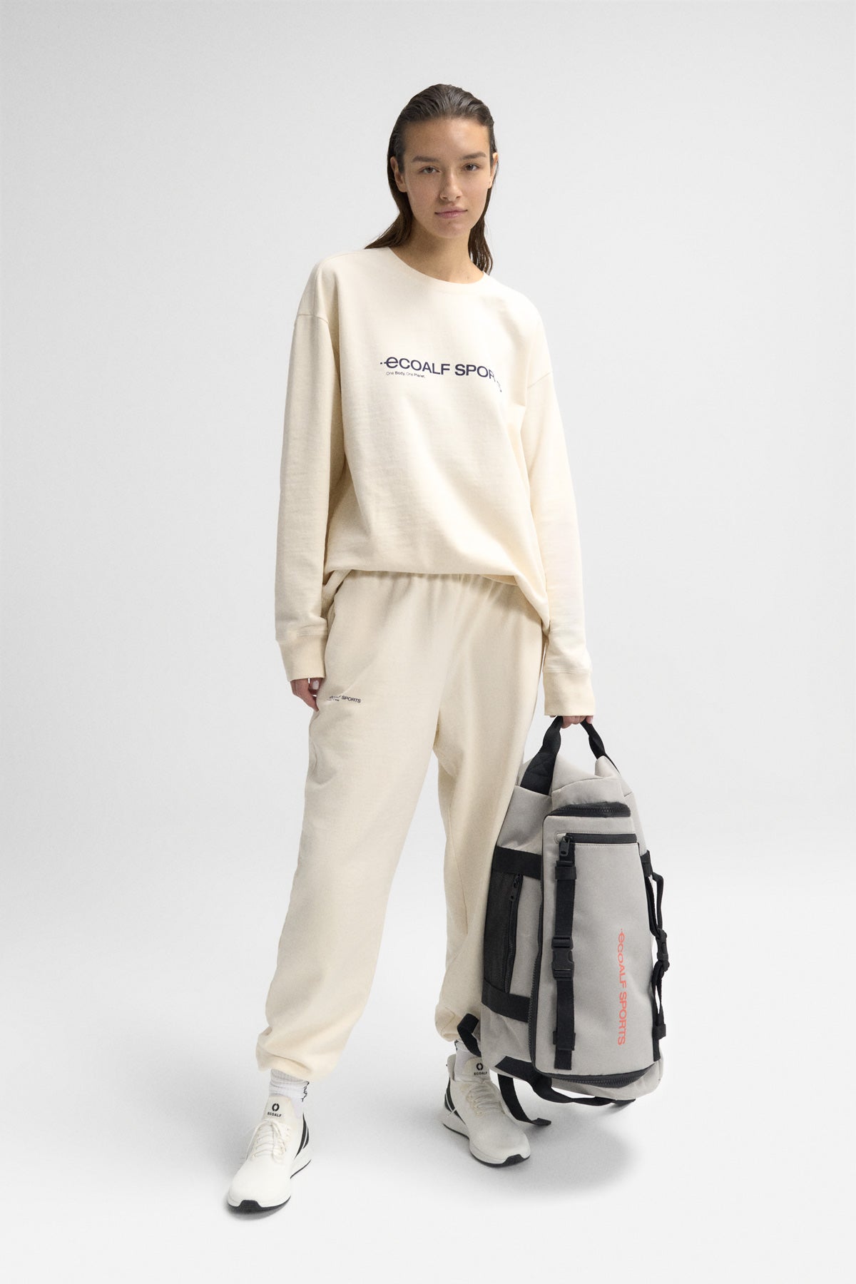 MADAGASCAR UNISEX SWEATSHIRT WHITE